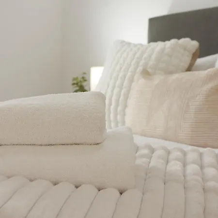 With Free Parking & Gym!