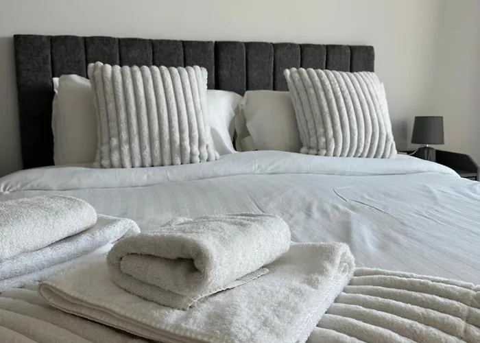 Apartamento With Free Parking & Gym! *