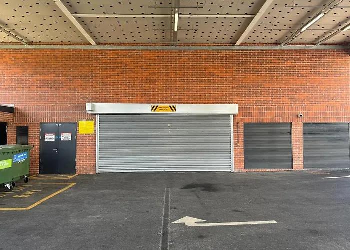 With Free Parking & Gym! Apartamento