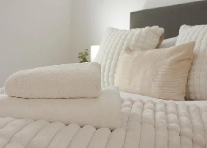 With Free Parking & Gym!