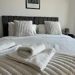 Appartamento With Free Parking & Gym! *