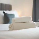 Lejlighed With Free Parking & Gym! York